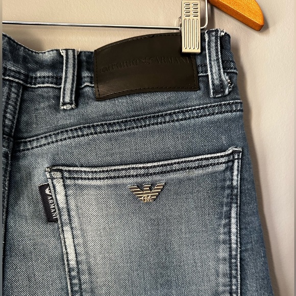 Armani Jeans - Picture 3 of 8